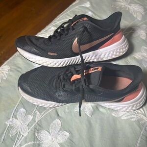Nike Women's Black Running Shoes